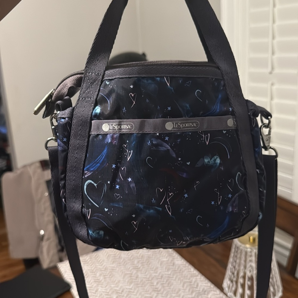 LeSportsac Small Jenni in the print Venus Rising!!✨ - Picture 4 of 7